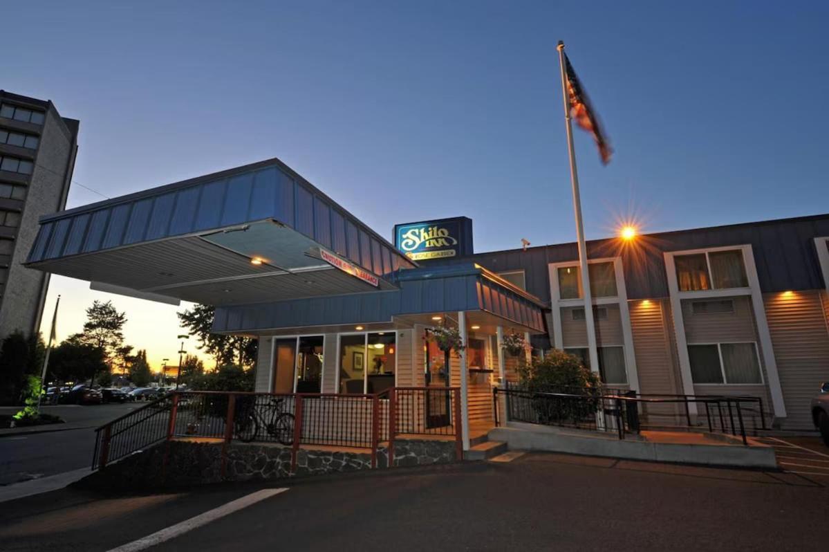 Motel District By Oyo Convention Center Portland